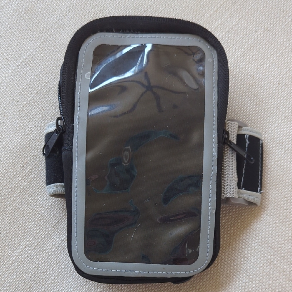 Universal Black and Gray Phone Armband